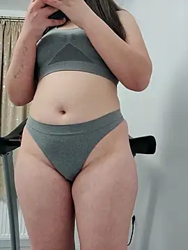 leeya lee online show from 01/31/25, 01:54