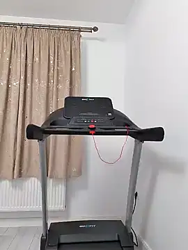 leeya lee online show from 02/05/25, 08:04