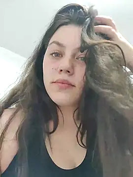 leeya lee online show from 02/24/25, 02:08