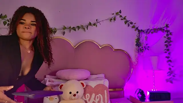 Snapshot of NahiaraReina chatting on 07/08/26, 01:59 NahiaraReina online show from 07/08/26, 01:59