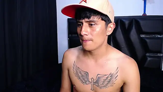 Snapshot of The__Rodriguez chatting on 04/02/26, 03:26 The Rodriguez online show from 04/02/26, 03:26