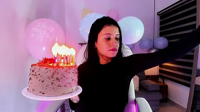 yenny garcia online show from 10/07/25, 06:05