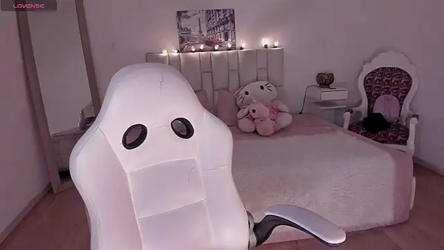 yenny garcia online show from 02/24/26, 06:06