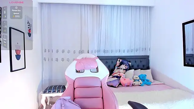 yenny garcia online show from 02/28/26, 01:23