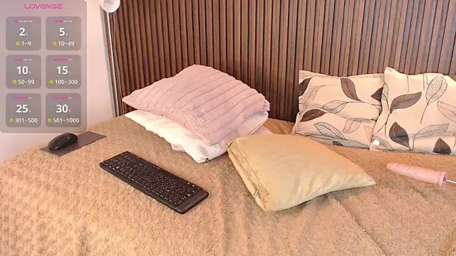 Snapshot of Ifis_tiresia1 chatting on 11/28/25, 10:23 Ifis tiresia1 online show from 11/28/25, 10:23