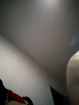 Snapshot of Vlastislav23 chatting on 02/14/26, 04:20 Vlastislav23 online show from 02/14/26, 04:20