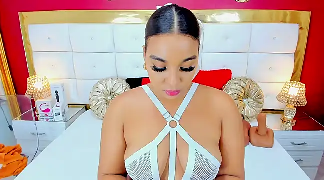 EileenBenzon online show from 12/15/24, 03:34