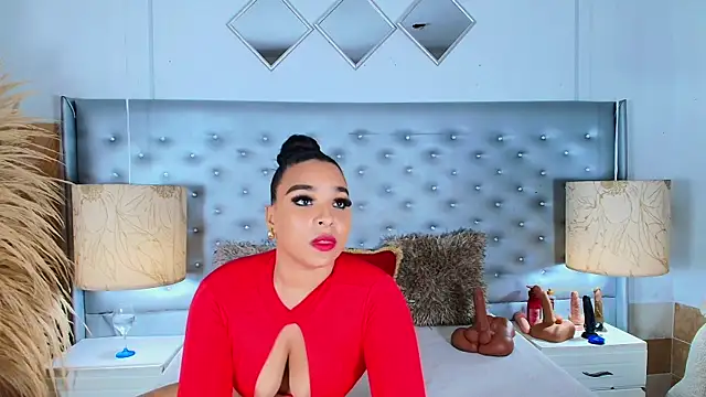 EileenBenzon online show from 03/04/25, 06:39