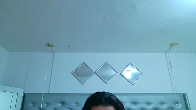 Snapshot of EileenBenzon chatting on 04/23/26, 02:08 EileenBenzon online show from 04/23/26, 02:08
