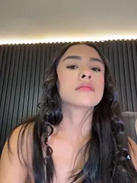 Lil eva2 online show from 04/14/26, 07:53