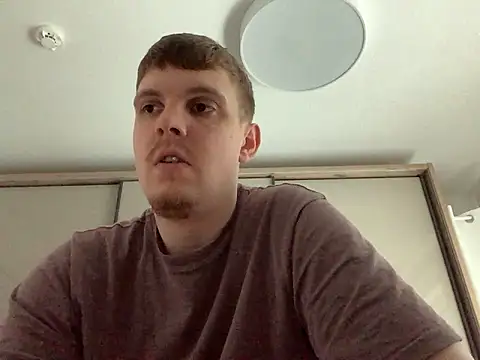 Snapshot of neilho1 chatting on 03/04/26, 08:09 neilho1 online show from 03/04/26, 08:09