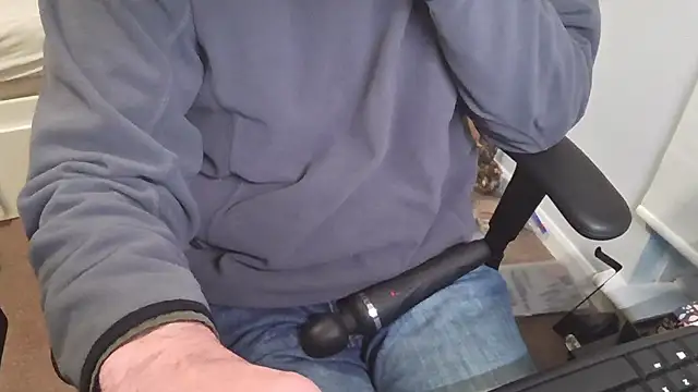 an4y8ot online show from 11/26/25, 04:08