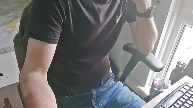 Snapshot of an4y8ot chatting on 04/02/26, 02:15 an4y8ot online show from 04/02/26, 02:15