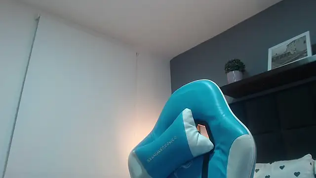 noaah brown online show from 03/04/25, 12:12