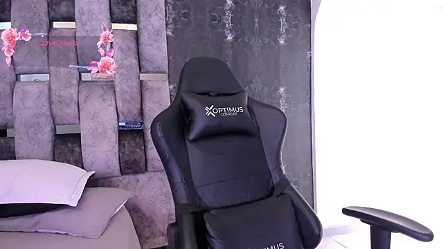 gaby desire777 online show from 12/17/24, 01:16