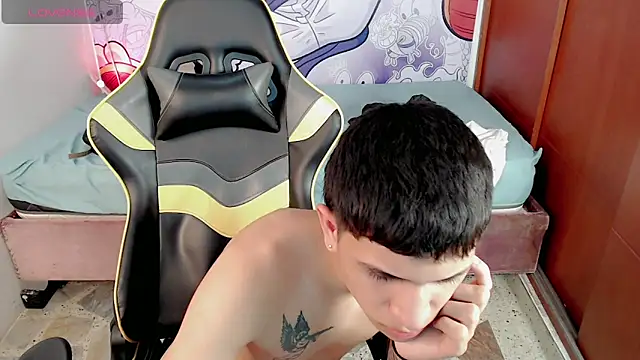 Brayan lopezz online show from 01/28/25, 07:21