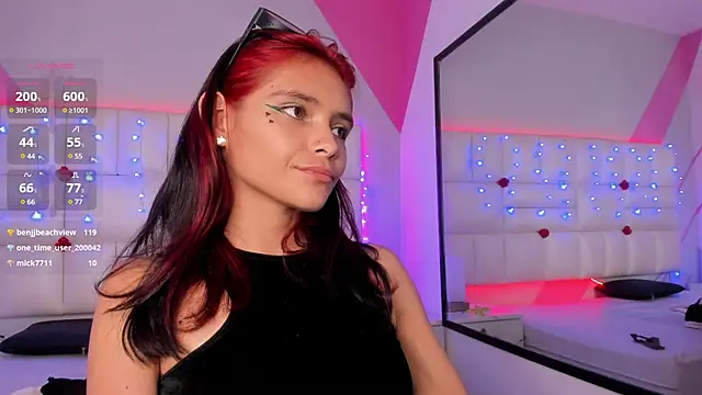 Snapshot of Salome_rouse1 chatting on 01/31/25, 02:15 Salome rouse1 online show from 01/31/25, 02:15