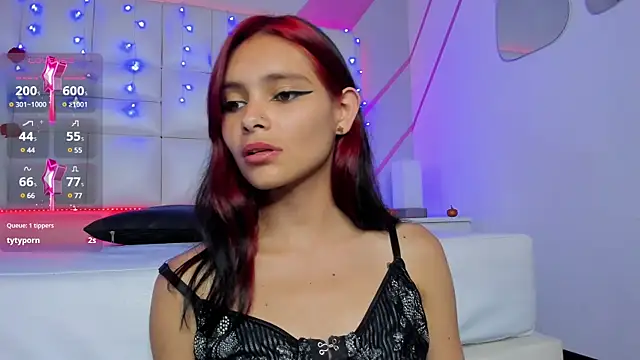 Snapshot of Salome_rouse1 chatting on 02/08/25, 11:45 Salome rouse1 online show from 02/08/25, 11:45