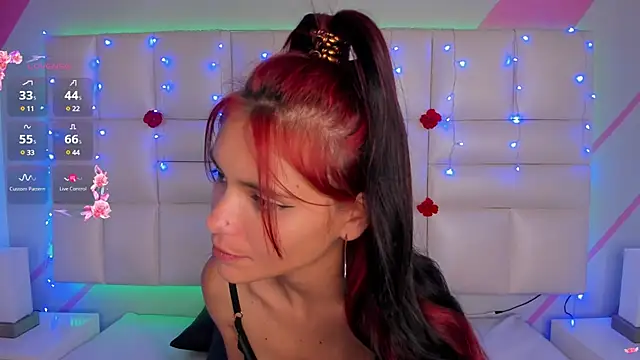 Snapshot of Salome_rouse1 chatting on 02/15/25, 04:01 Salome rouse1 online show from 02/15/25, 04:01