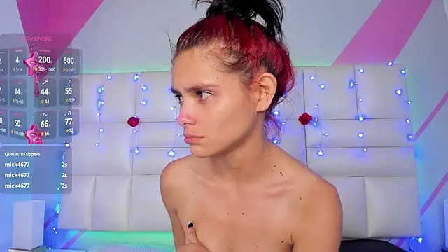 Snapshot of Salome_rouse1 chatting on 02/15/25, 11:03 Salome rouse1 online show from 02/15/25, 11:03