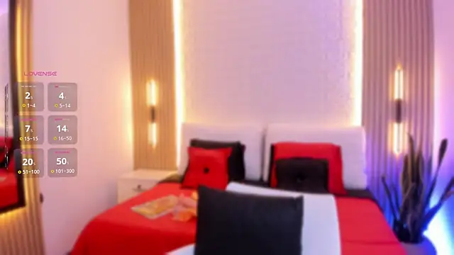 Snapshot of Salome_rouse1 chatting on 11/26/25, 09:38 Salome rouse1 online show from 11/26/25, 09:38