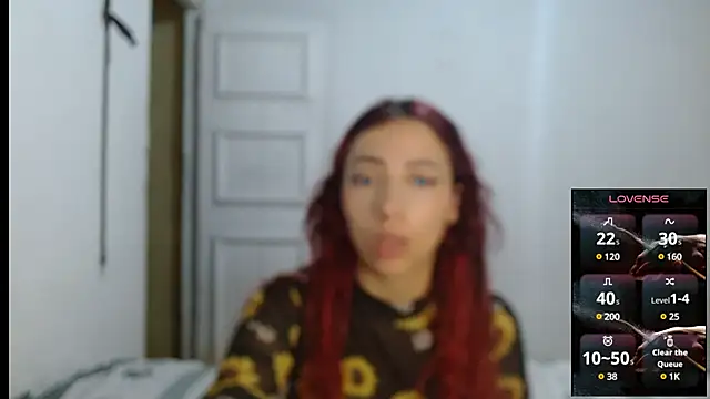 Snapshot of cherrydelioncourt chatting on 01/14/25, 05:51 cherrydelioncourt online show from 01/14/25, 05:51