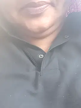 Snapshot of seemi_bhabhi chatting on 01/27/25, 10:16 seemi bhabhi online show from 01/27/25, 10:16