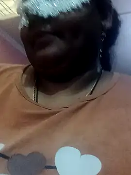 Snapshot of seemi_bhabhi chatting on 02/03/25, 10:14 seemi bhabhi online show from 02/03/25, 10:14