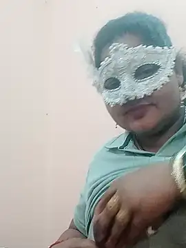 Snapshot of seemi_bhabhi chatting on 02/20/25, 03:34 seemi bhabhi online show from 02/20/25, 03:34