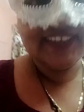 Snapshot of seemi_bhabhi chatting on 02/23/25, 08:06 seemi bhabhi online show from 02/23/25, 08:06