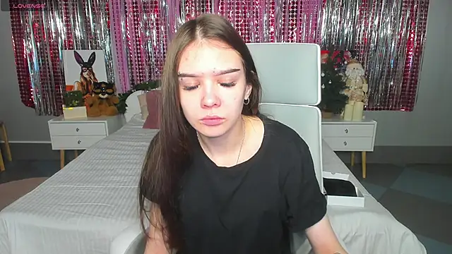 Snapshot of SweetyDeviliya chatting on 12/04/24, 02:09 SweetyDeviliya online show from 12/04/24, 02:09