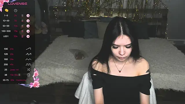 Snapshot of SweetyDeviliya chatting on 02/09/25, 12:19 SweetyDeviliya online show from 02/09/25, 12:19