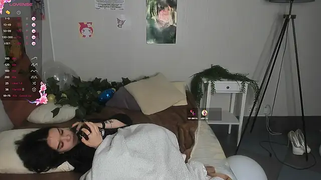 Snapshot of SweetyDeviliya chatting on 02/22/25, 11:02 SweetyDeviliya online show from 02/22/25, 11:02