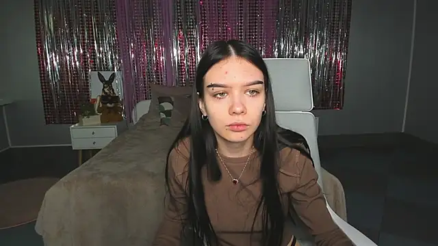 Snapshot of SweetyDeviliya chatting on 03/22/25, 10:49 SweetyDeviliya online show from 03/22/25, 10:49