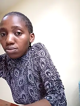 Snapshot of Beee25 chatting on 10/10/25, 08:02 Beee25 online show from 10/10/25, 08:02