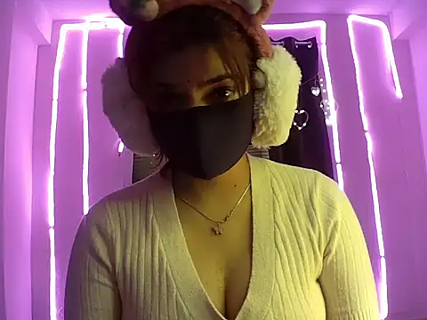 Snapshot of your_pokkie chatting on 01/11/25, 06:33 your pokkie online show from 01/11/25, 06:33