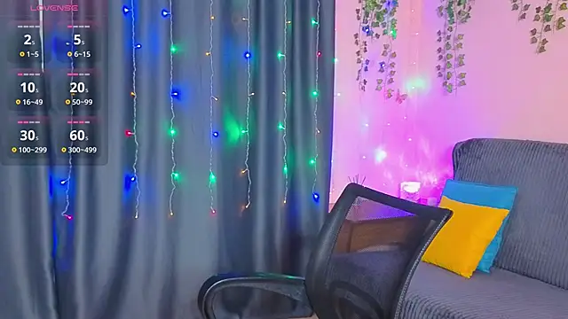 Snapshot of cross_the_line chatting on 09/30/25, 11:26 cross the line online show from 09/30/25, 11:26