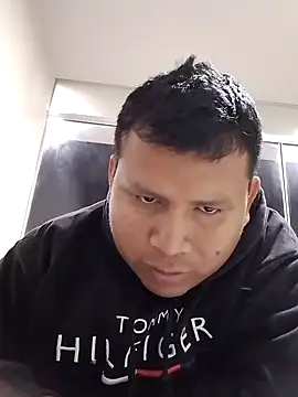 Snapshot of zeta29 chatting on 10/19/25, 05:19 zeta29 online show from 10/19/25, 05:19