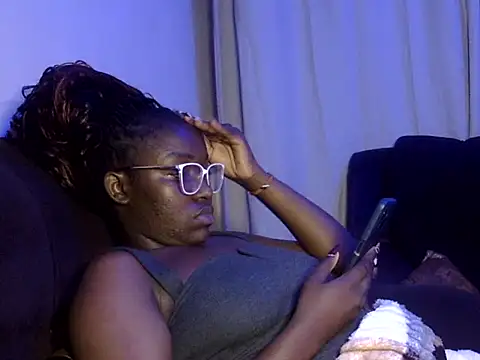 Chichii- online show from 01/17/26, 08:56