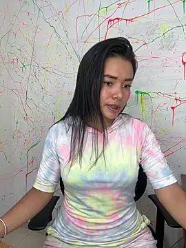 Snapshot of Rousse_blue chatting on 02/13/25, 03:39 Rousse blue online show from 02/13/25, 03:39