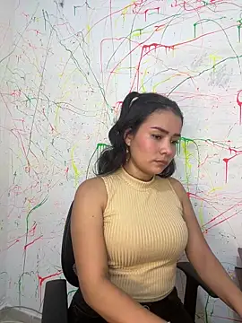 Snapshot of Rousse_blue chatting on 03/11/25, 03:05 Rousse blue online show from 03/11/25, 03:05