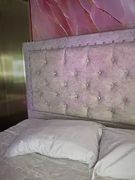 Snapshot of Rousse_blue chatting on 09/26/25, 03:32 Rousse blue online show from 09/26/25, 03:32