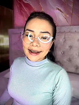 Snapshot of Rousse_blue chatting on 10/07/25, 03:36 Rousse blue online show from 10/07/25, 03:36