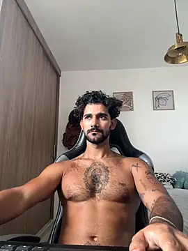 Snapshot of sexyasaf1018 chatting on 11/16/25, 03:50 sexyasaf1018 online show from 11/16/25, 03:50