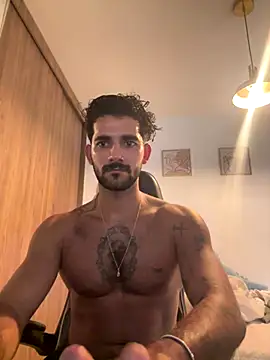 Snapshot of sexyasaf1018 chatting on 11/18/25, 12:27 sexyasaf1018 online show from 11/18/25, 12:27