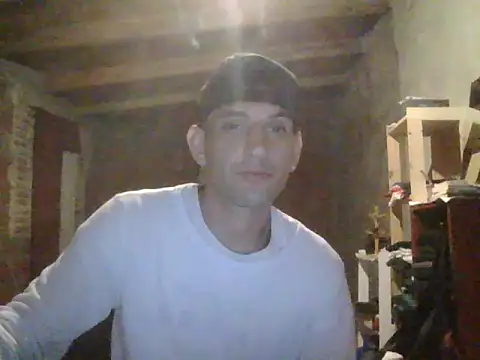 elsaiya online show from 02/15/25, 03:42