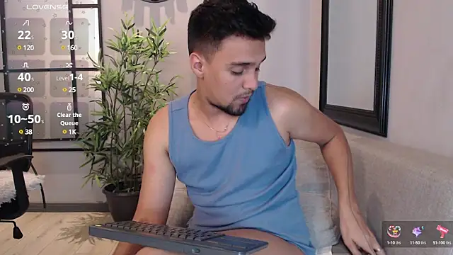 Snapshot of Edward_max chatting on 02/01/25, 09:21 Edward max online show from 02/01/25, 09:21