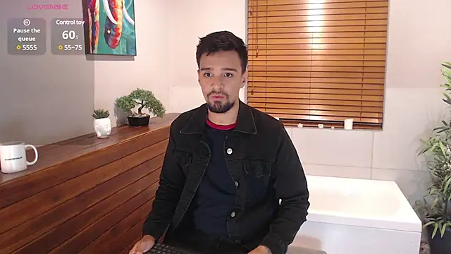 Snapshot of Edward_max chatting on 02/13/25, 03:50 Edward max online show from 02/13/25, 03:50