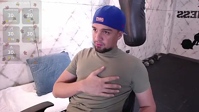 Snapshot of Edward_max chatting on 09/13/25, 04:01 Edward max online show from 09/13/25, 04:01