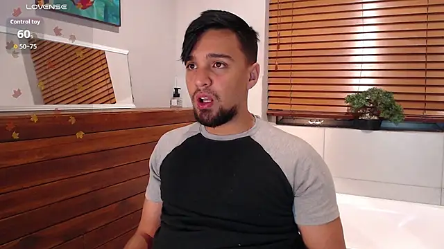 Snapshot of Edward_max chatting on 09/15/25, 03:39 Edward max online show from 09/15/25, 03:39